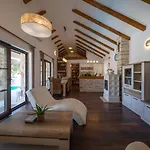 Villa Karla *