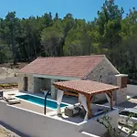 Villa Karla *