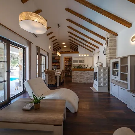 Villa Karla *